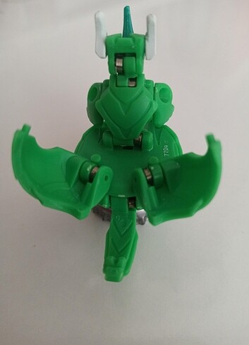  Beden Bakugan Helix Drago