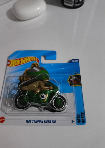 Hot Wheels THTriumph Tiger 100
