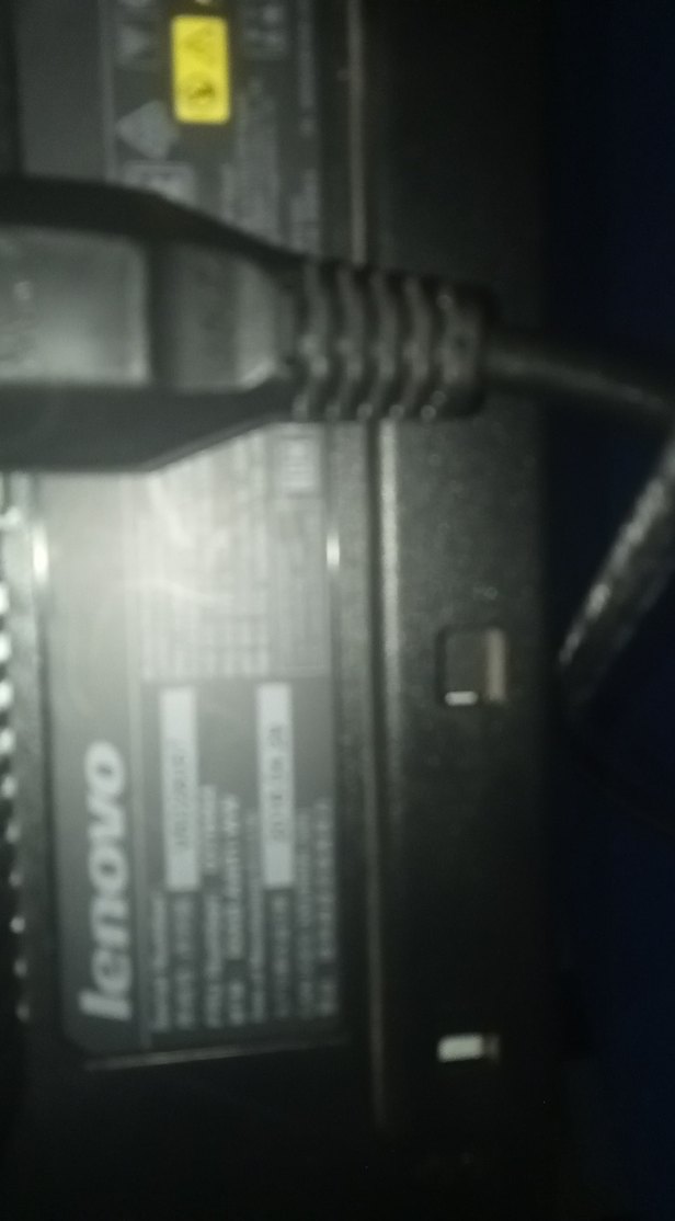 Lenovo LCD Monitör 19 inch - Görsel 4