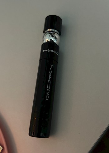 MAC Siyah Maskara - Görsel 2