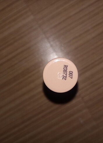 Beden Flormar perfect concealer 007 numara