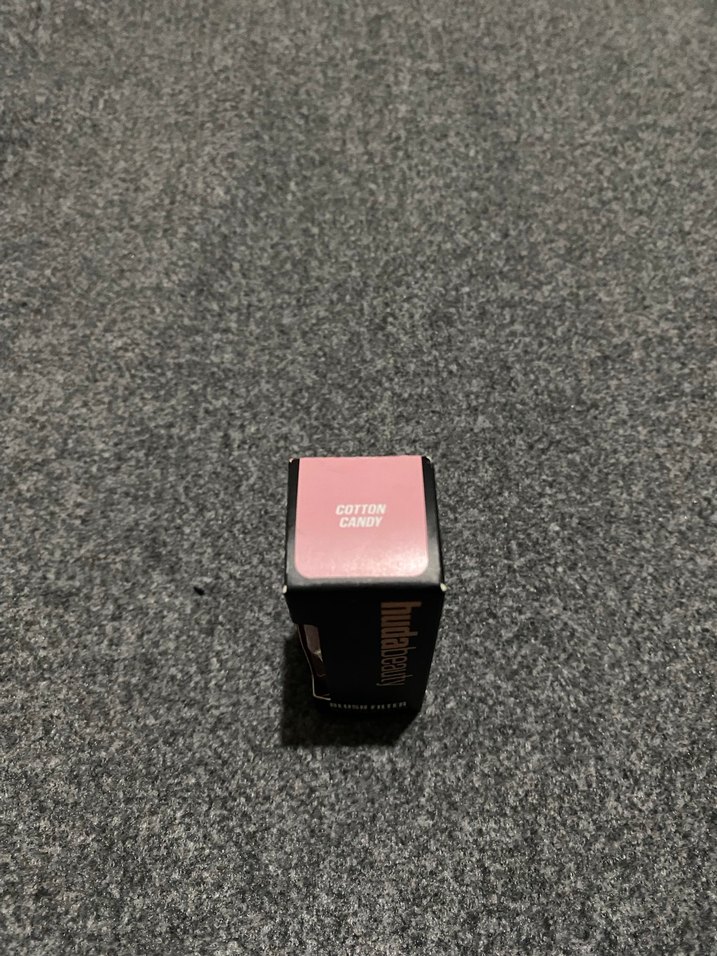 HUDA BEAUTY Blush Filter Likit Allık - Cotton Candy - Görsel 3
