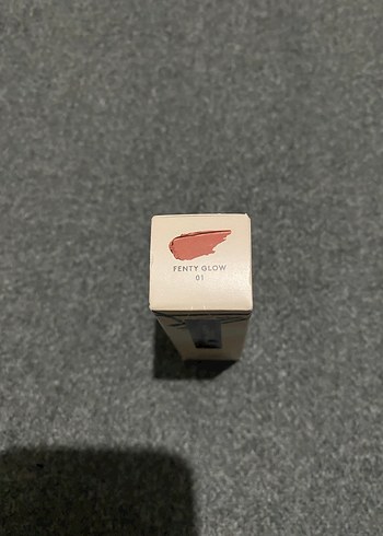 Fenty Beauty Gloss Bomb Dudak Parlatıcısı - Görsel 3