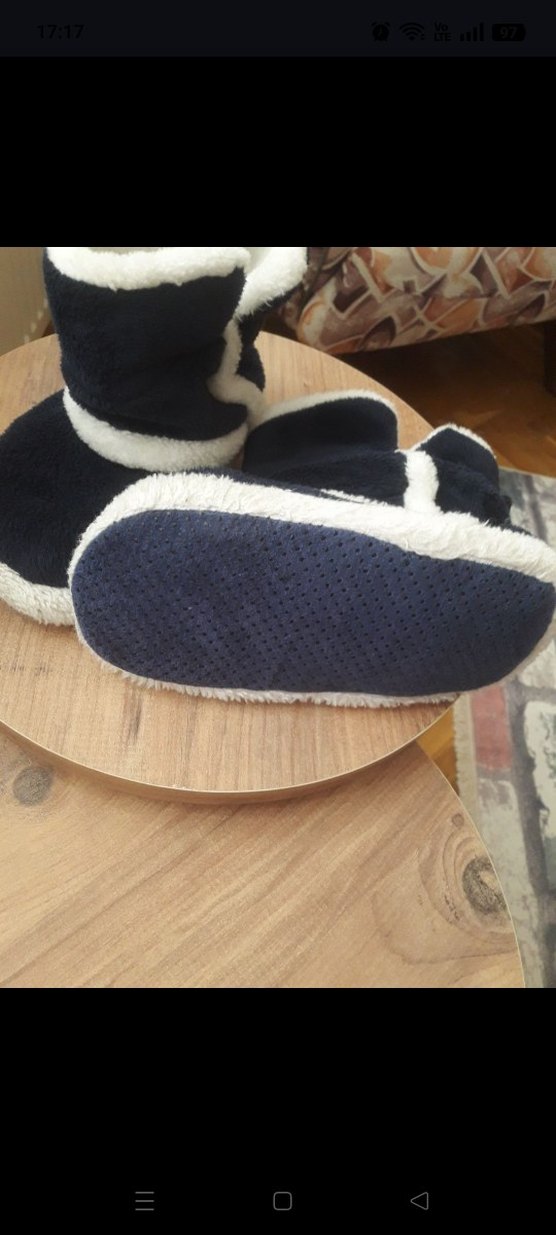 Koyu Mavi Kürklü Sıcak Ev Terliği - Görsel 4