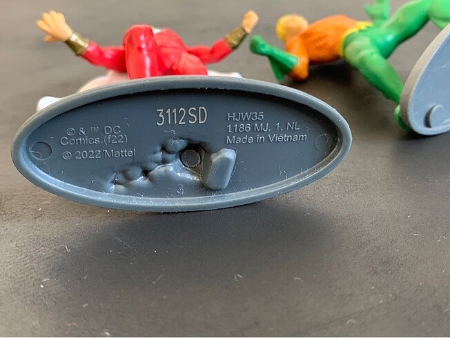 Beden Renk Mattel Lisanslı Shazam ve Aquaman Figür