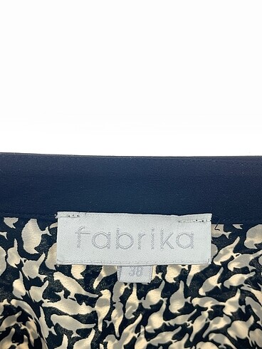 38 Beden çeşitli Renk Fabrika Gömlek %70 İndirimli.