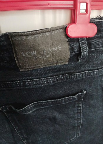 Kadın Siyah Mini Kot Şort - Görsel 4