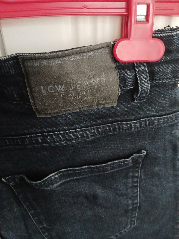 Kadın Siyah Mini Kot Şort - Görsel 4