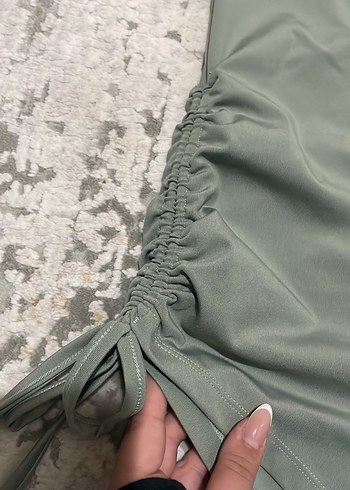 Yeşil şort tulum - Görsel 3