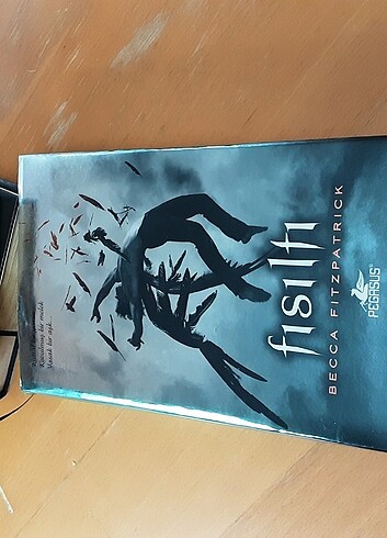 Fısıltı(Hush hush) serisi 3 kitap