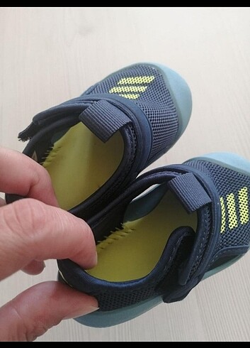 Orijinal adidas sandalet