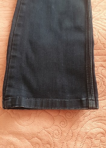Diğer Kadın Lacivert Kemerli Dar Kesim Kot Pantolon