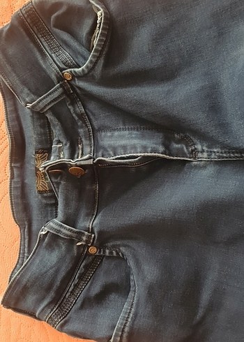 Kadın Lacivert Kemerli Dar Kesim Kot Pantolon
