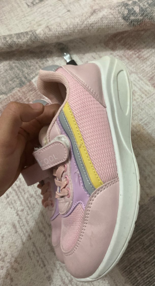 Kız Çocuk Pembe Bağcıklı Cırt Cırtlı Spor Ayakkabı - Görsel 2