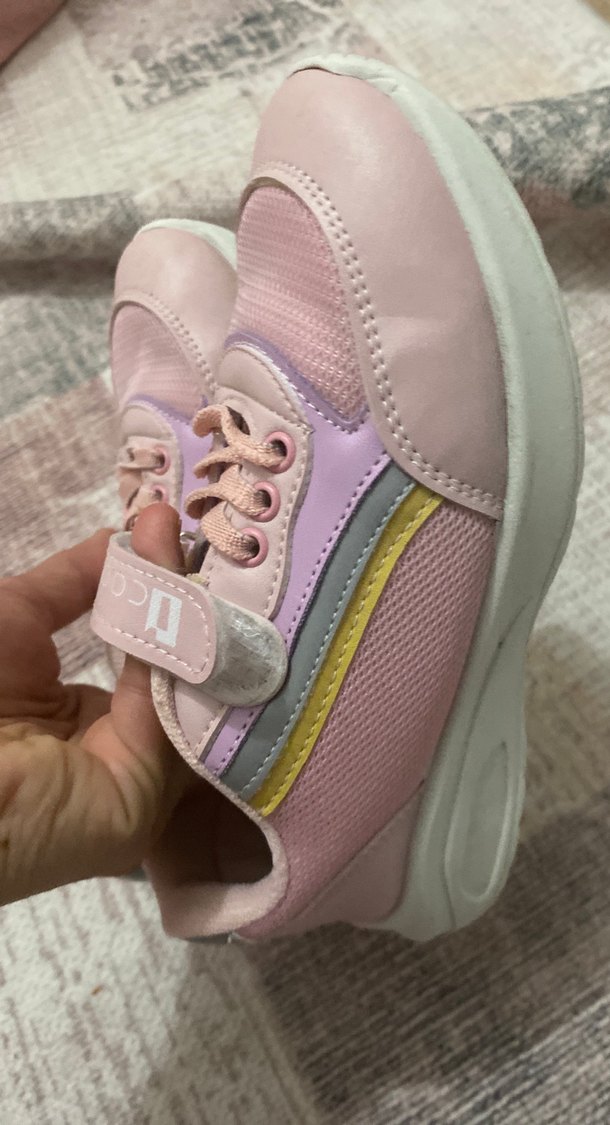 Kız Çocuk Pembe Bağcıklı Cırt Cırtlı Spor Ayakkabı - Görsel 3