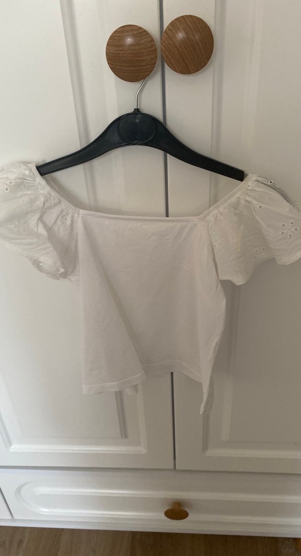 Beyaz Nakışlı Fırfırlı Bohem Bluz - Görsel 2