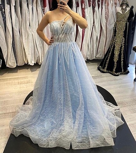 Bebe mavisi nişanlık