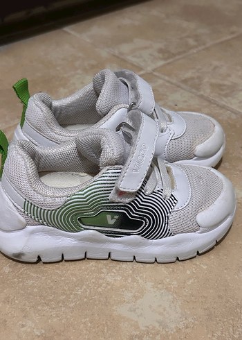 Beyaz Erkek Çocuk Spor Ayakkabı - Yılan Desenli - Görsel 2