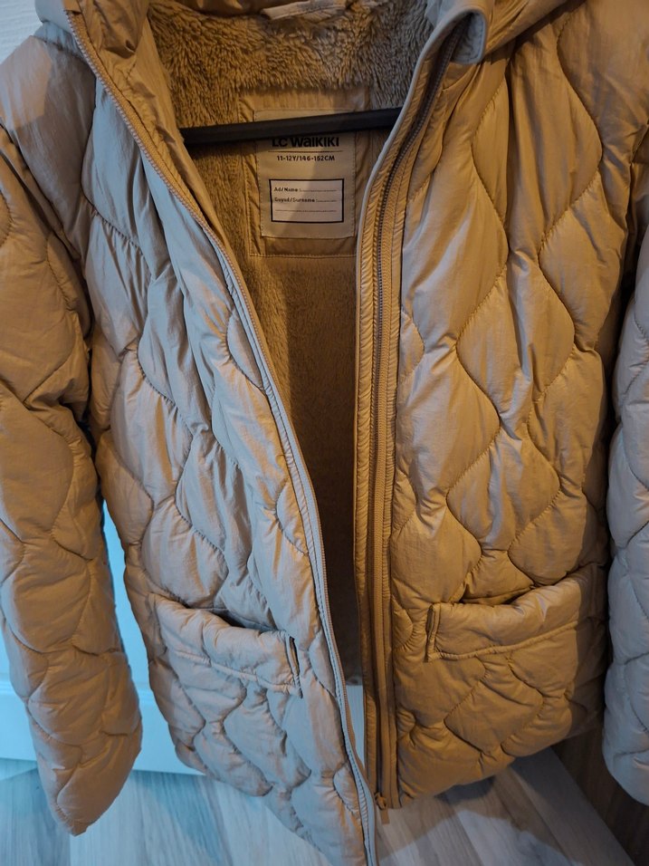 Bej Kürklü Kadın Kışlık Mont - Görsel 5