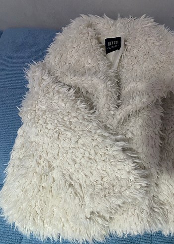 Kadın Beyaz Suni Kürk Midi Ceket - Görsel 2