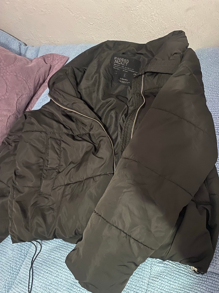 Siyah Fermuarlı Kadın Kışlık Mont - Görsel 2