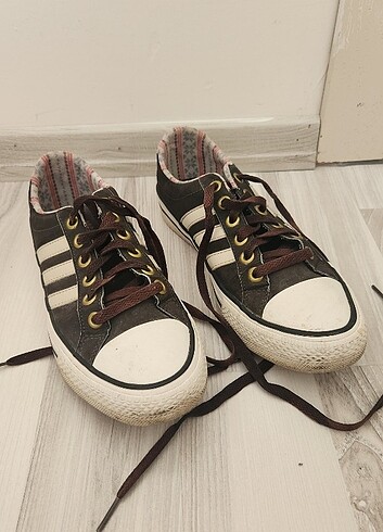 Orijinal Adidas 3 stripes ayakkabi