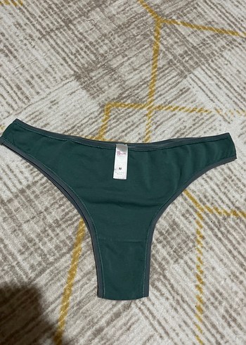 Yeşil Düz Midi Atletik Kadın Külot - Görsel 3