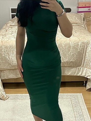 YESIL ELBISE - Görsel 2