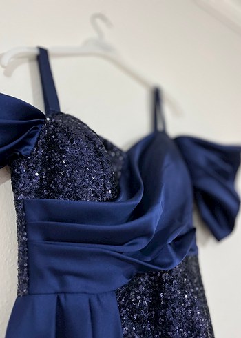 Uzun Yirtmacli Abiye - Görsel 4