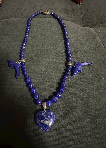 Beden mavi Renk Lapis taşı gümüş detaylar tasarım kolye