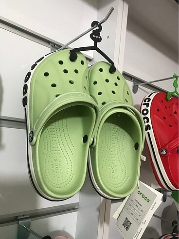 37 Beden Crocs Terlik