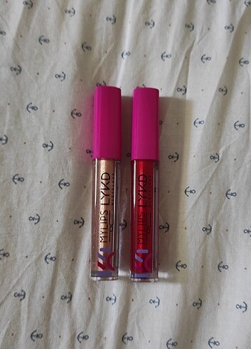 lip gloss