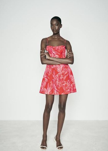 Zara çiçekli mini pembe elbise