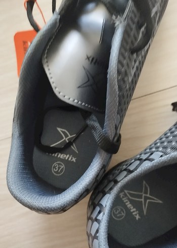 Siyah Erkek Futbol Ayakkabısı Velcro Bağcıklı - Görsel 3