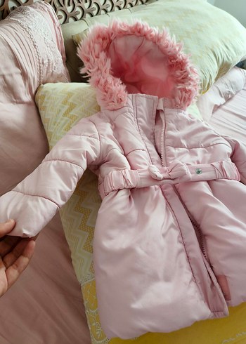 Kız Çocuk Pembe Kürklü Kapüşonlu Mont - Görsel 2