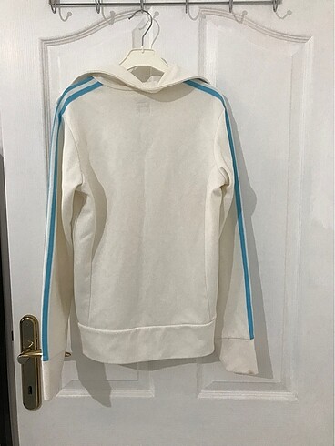 Adidas Spor takım