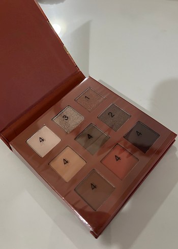 Bej Tonlarda 9'lu Far Paleti - Görsel 2