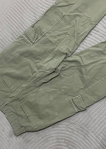 Kadın Stradivarius Khaki Rahat Kesim Kargo Pantolon - Görsel 3