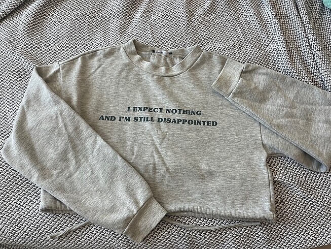 belden bağlamalı crop sweat