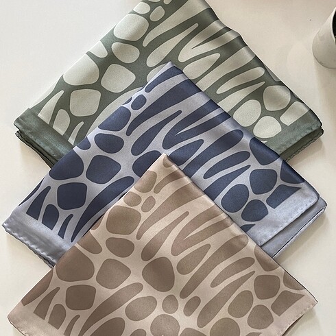 Diğer Dama desenli twill eşarp