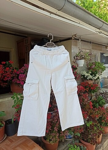 11-12 Yaş Beden beyaz Renk Zara çocuk pantolonu