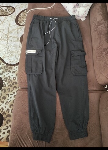 Stradivarius Paraşüt Kumaş Kargo Pantolon
