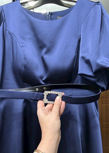 Kemer Detaylı Lacivert Midi Kadın Elbise - Görsel 2