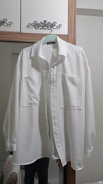 38 Beden Beyaz Gömlek