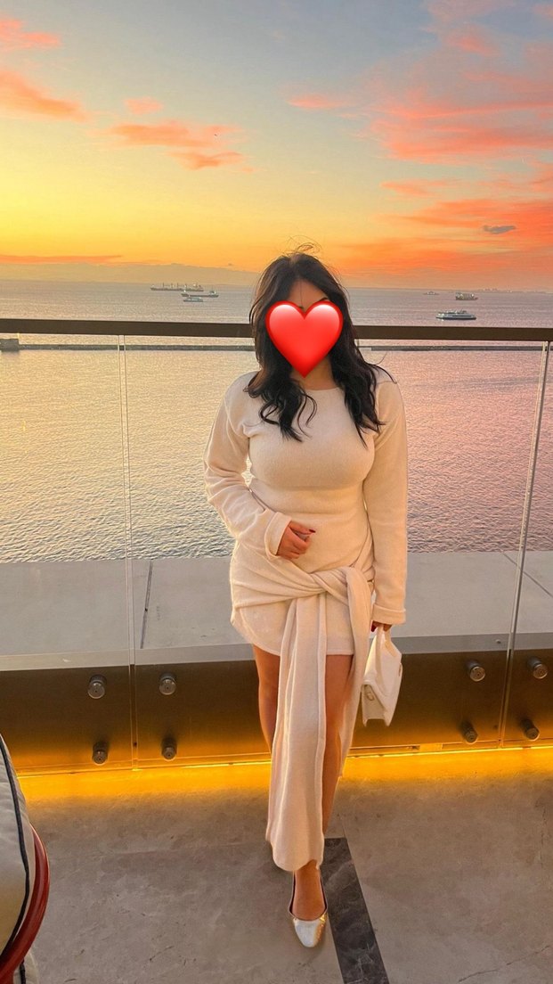 Beyaz Midi Triko Elbise, Uzun Kollu, Bel Detaylı - Görsel 2