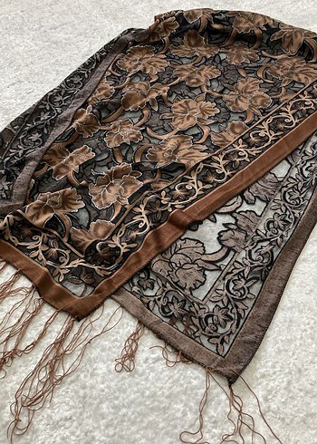 Tül üstüne Çiçek Detaylı Kahverengi Bohem Kadın Şal - Görsel 2