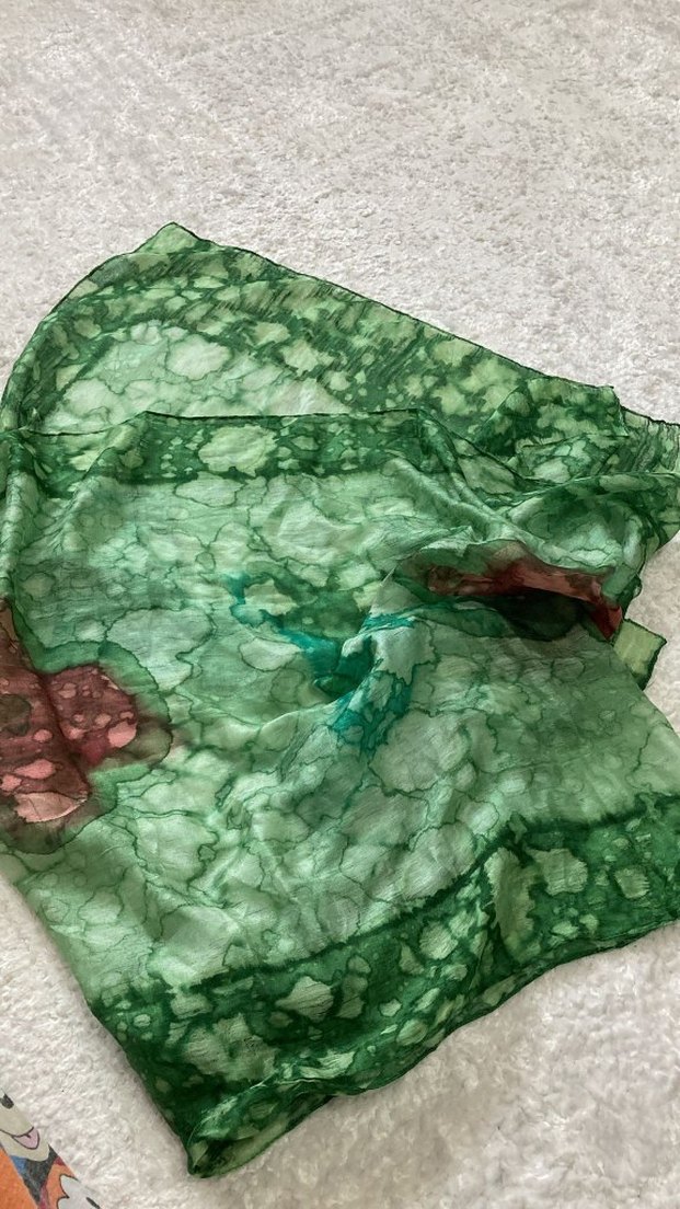 Yeşil Çiçek Desenli Kadın Fular - Görsel 3