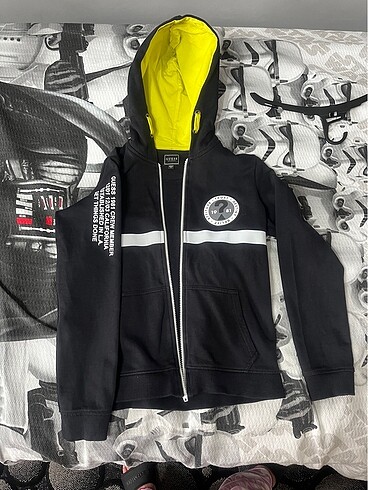 Guess ceket- ince mont 12 yaş