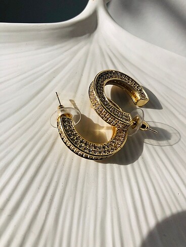 Çelik gold zirkon taşlı küpe