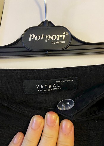 s Beden Yan düğme detay kumaş pantolon
